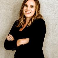 Tina Kepenach
