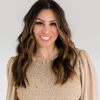 Leona Morales